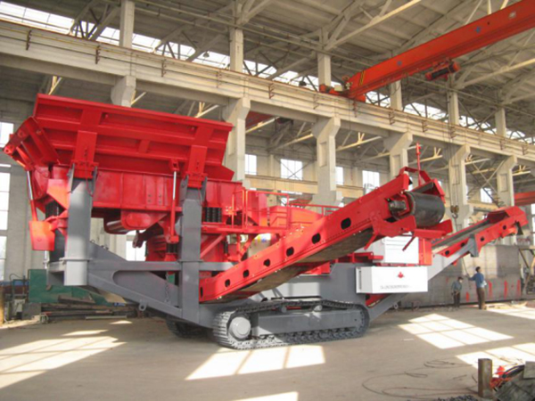 Crawler mobile crusher